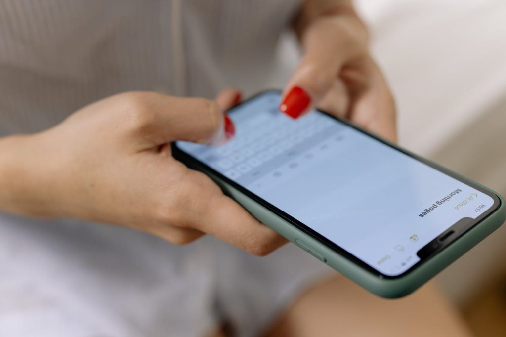 mobile se formkaise bhare